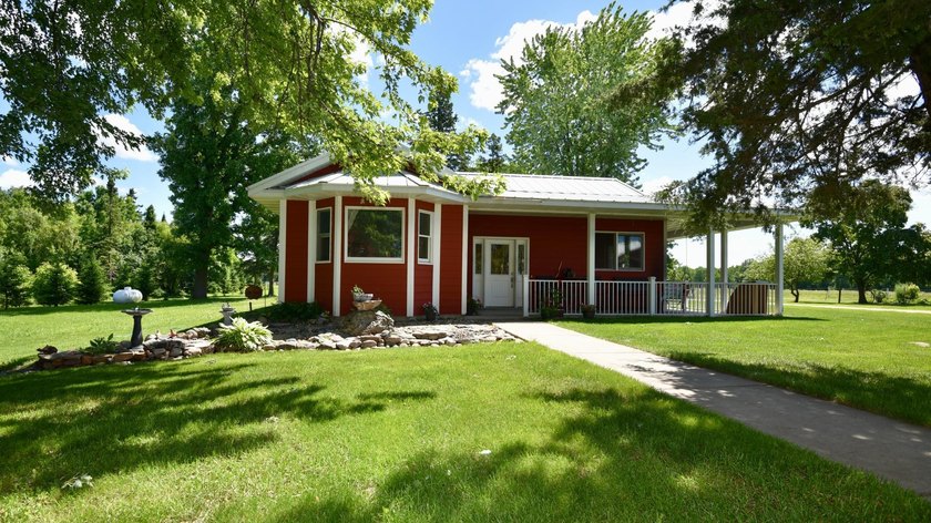Classic Hobby Farm &amp; Equestrian Property on Beautiful - photo 6