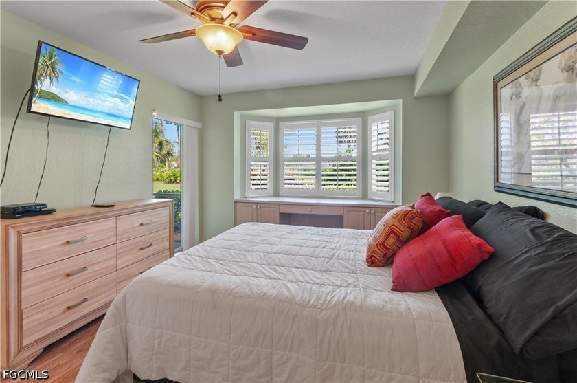 This first-floor, two-bedroom condominium in the Breckenridge - photo 15