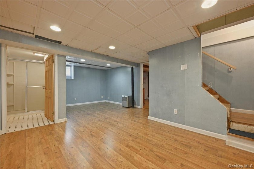 Oversized Property! Terrace Section of Oceanside!Enjoy Generous - photo 27