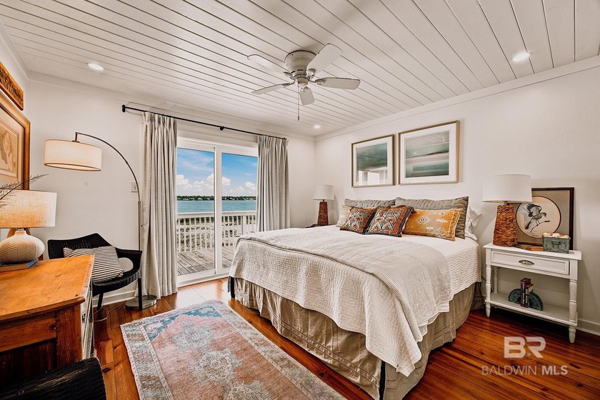 Experience the best of Gulf Coast living in this completely - photo 32