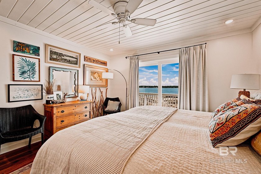 Experience the best of Gulf Coast living in this completely - photo 33