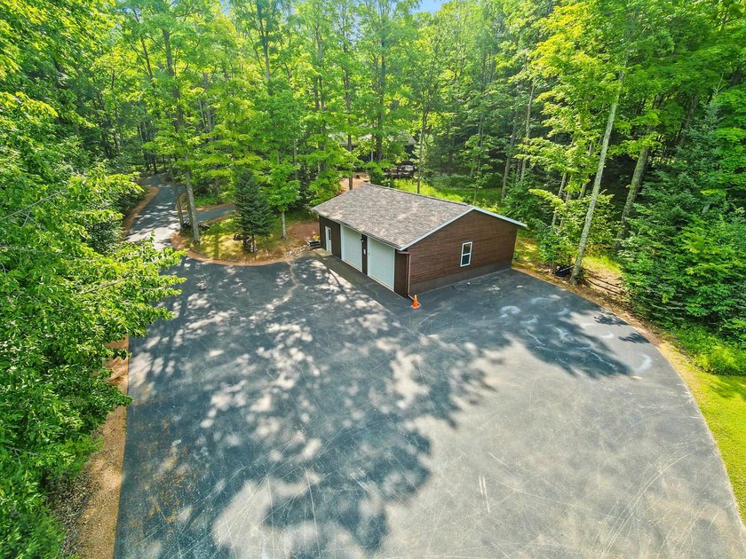 Situated on beautiful McCauslin Brook Golf Course, this well - photo 47