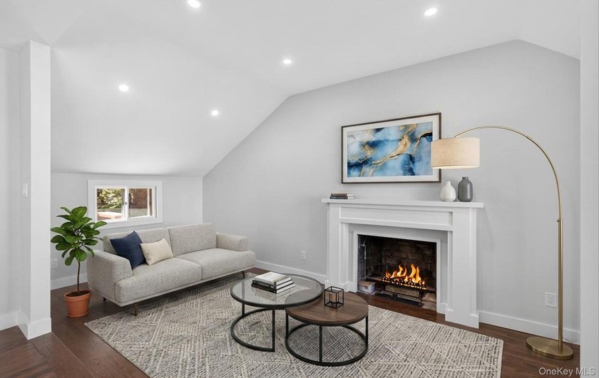 Beautifully renovated expanded Cape in the heart of West - photo 9