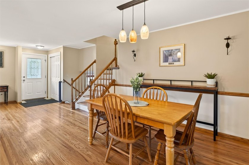 Welcome home to this spacious 3-bedroom, 1.5-bath split-level - photo 11