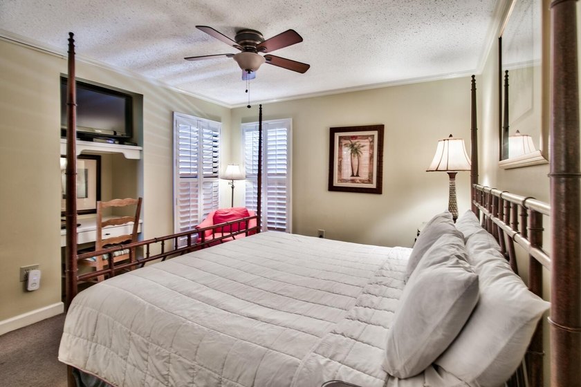 Jetty East is a Gated 6-story midrise with under building - photo 11