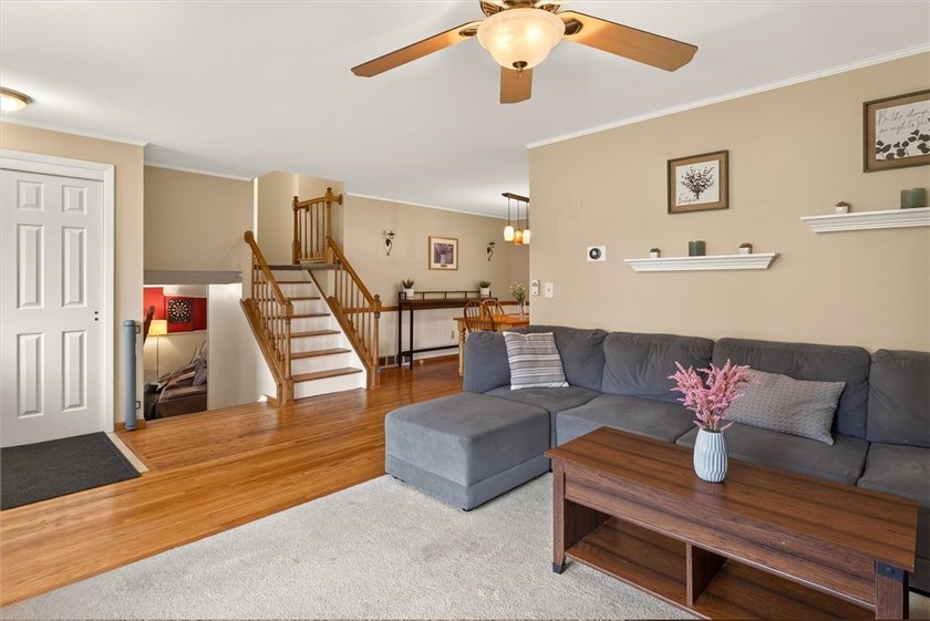 Welcome home to this spacious 3-bedroom, 1.5-bath split-level - photo 22