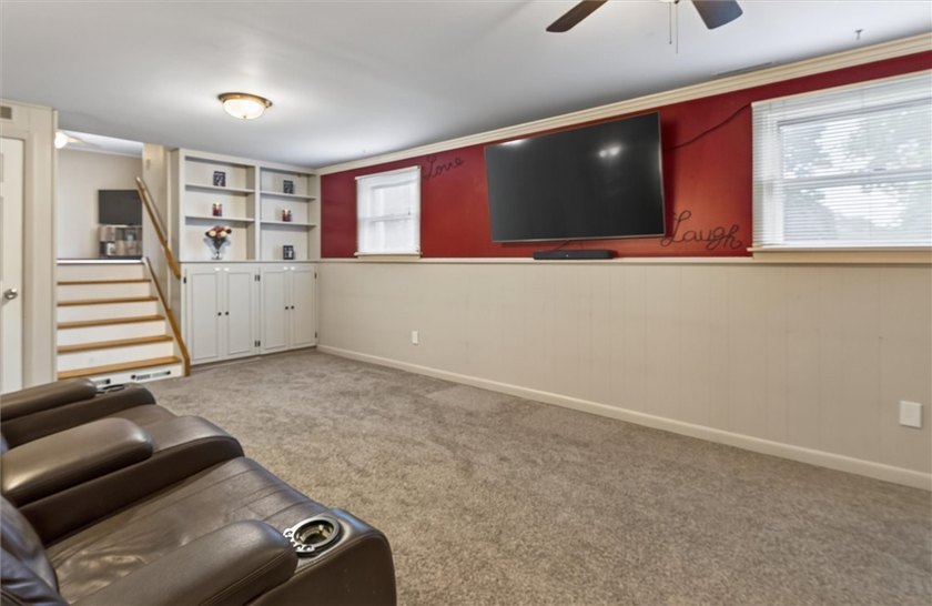 Welcome home to this spacious 3-bedroom, 1.5-bath split-level - photo 24