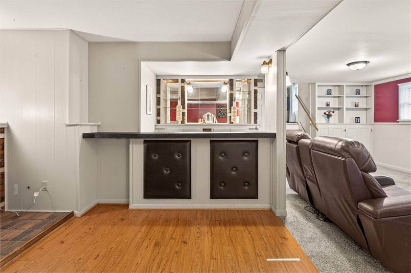 Welcome home to this spacious 3-bedroom, 1.5-bath split-level - photo 29