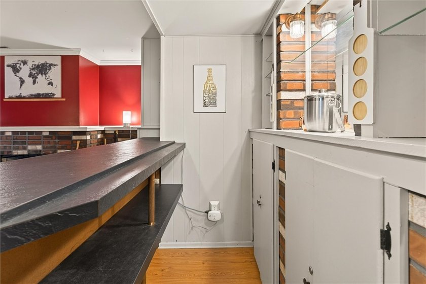 Welcome home to this spacious 3-bedroom, 1.5-bath split-level - photo 30