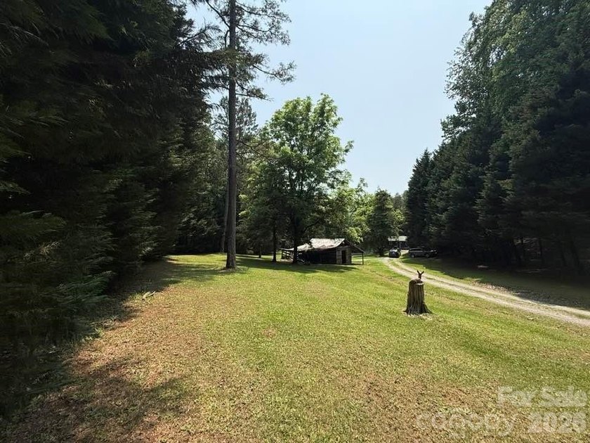Escape to your own private mountain retreat! Nestled on 3.83 - photo 16