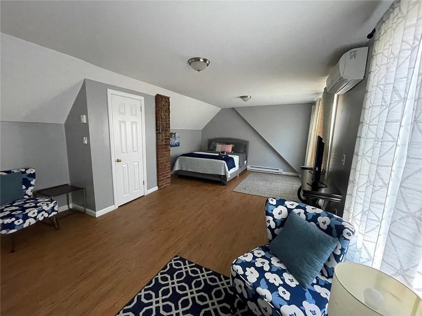 Incredible downtown location! Steps away from downtown Newport - photo 21
