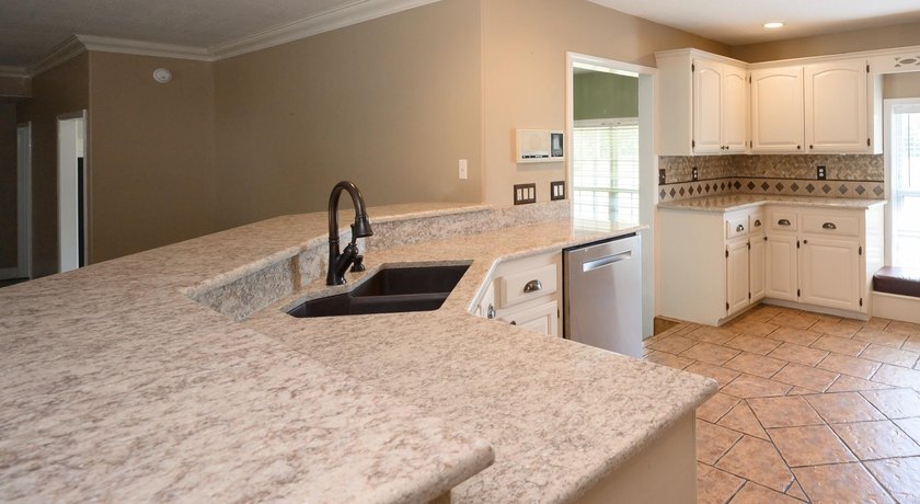 Welcome to this stunning Southern estate on 20 picturesque acres - photo 14