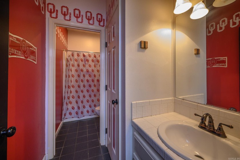 Welcome to this stunning Southern estate on 20 picturesque acres - photo 23