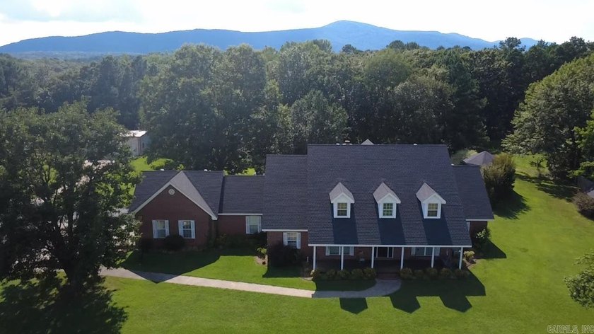 Welcome to this stunning Southern estate on 20 picturesque acres - photo 46