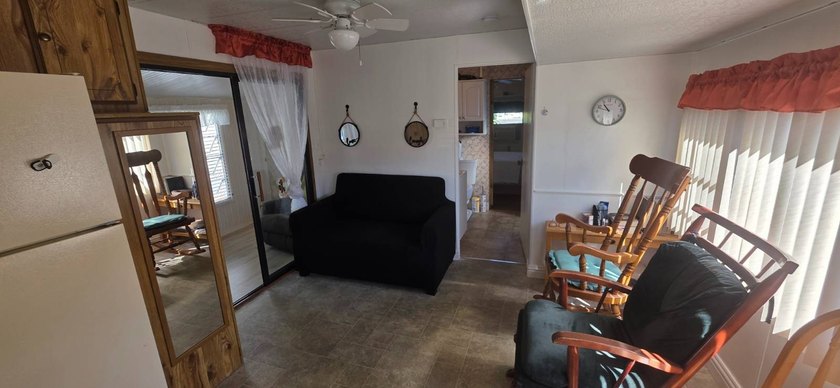 751 10th St E Lot 46 Palmetto FL. 34221 Palm Bay Mobile Home and - photo 11