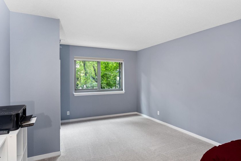 Completely updated and move-in ready, this ideally located condo - photo 14