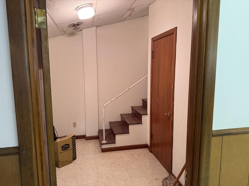 This nice 2800 sf church building is ready for whatever use you - photo 17