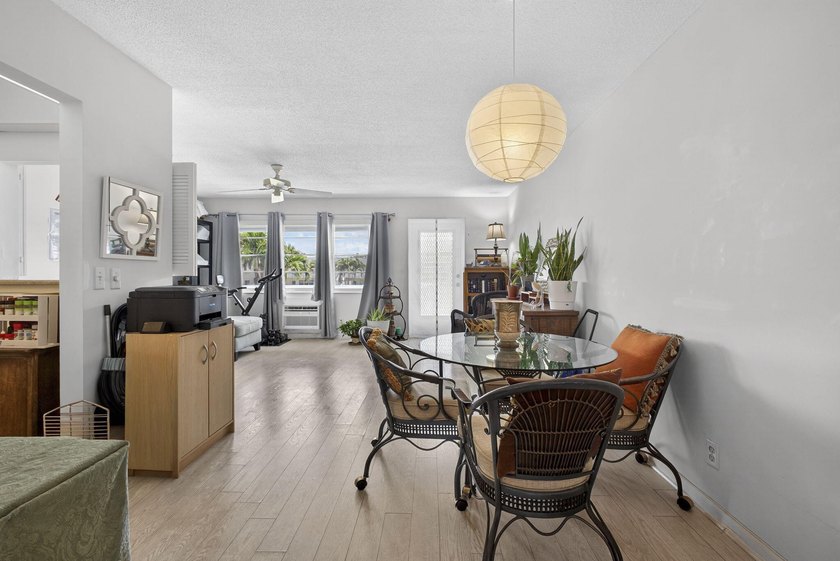 Welcome to this beautifully maintained 1-bedroom, 1.5-bath - photo 19