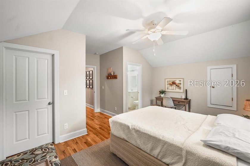 Nestled on a quiet dead-end street in the highly sought-after - photo 33