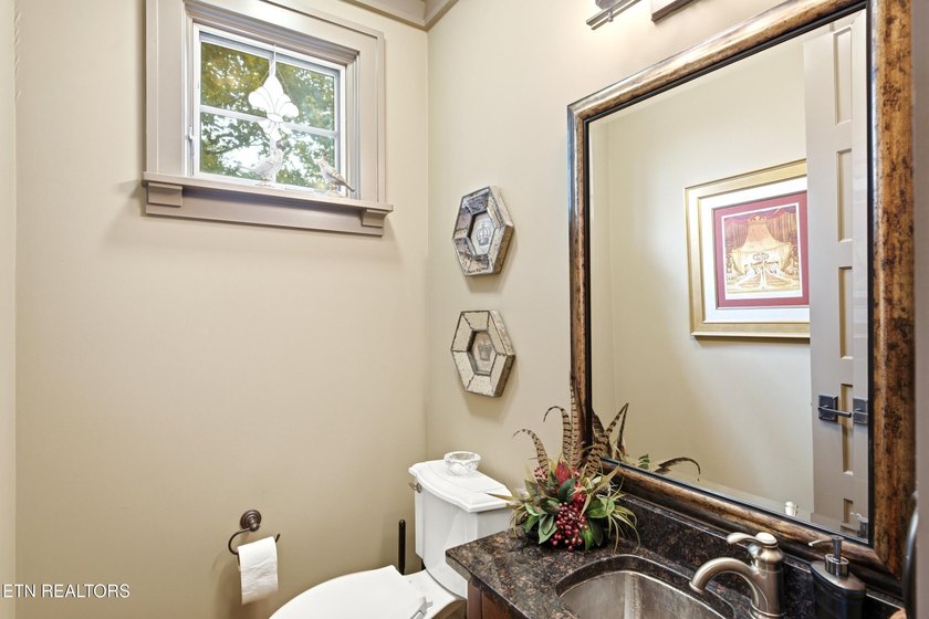 Welcome to 593 Old Barn Lane, a distinguished Craftsman - photo 39
