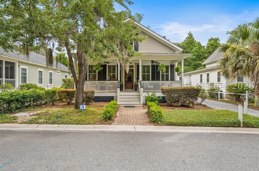 Nestled on a quiet dead-end street in the highly sought-after - photo 49