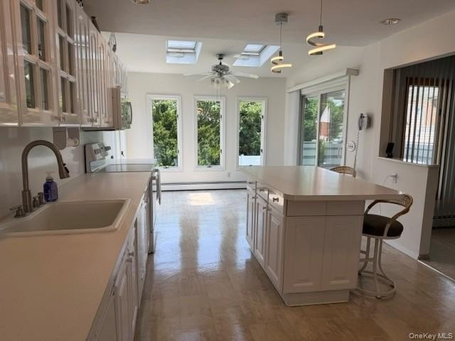 Beautiful, move-in-ready High Ranch featuring 3 bedrooms, a - photo 12