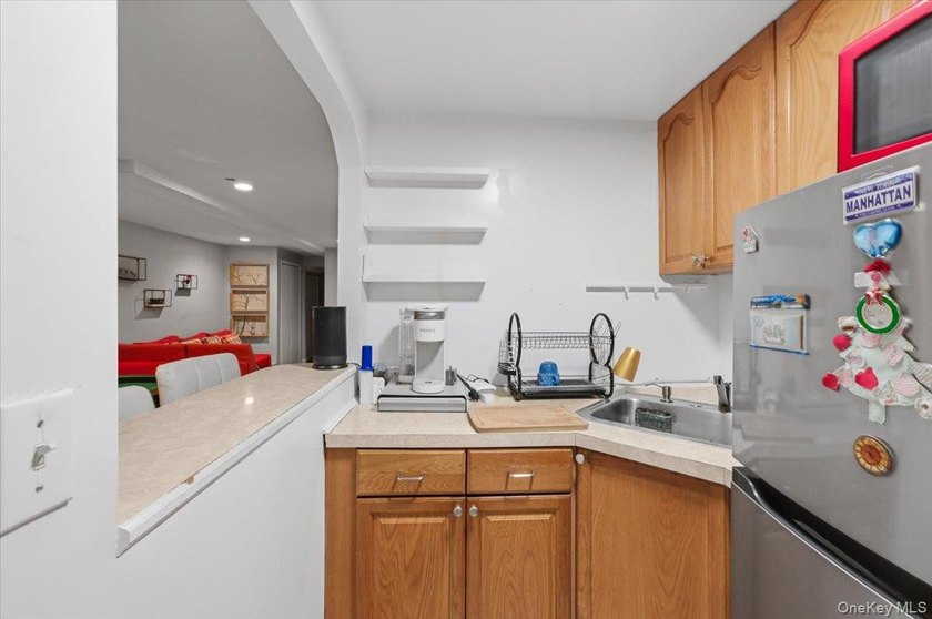 This beautiful, legal 2 Dwelling- property, 24 yrs old, 18.75 x - photo 13