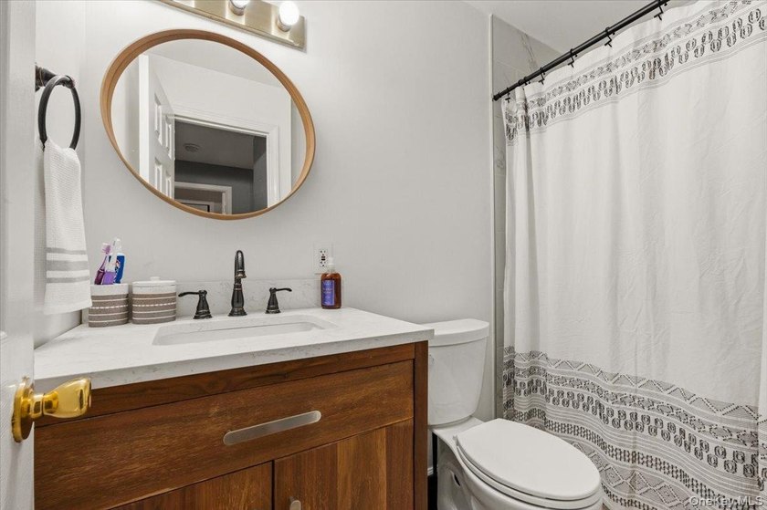 This beautiful, legal 2 Dwelling- property, 24 yrs old, 18.75 x - photo 17