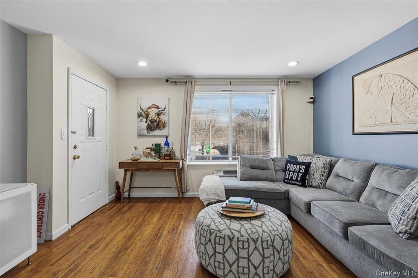 This beautiful, legal 2 Dwelling- property, 24 yrs old, 18.75 x - photo 21
