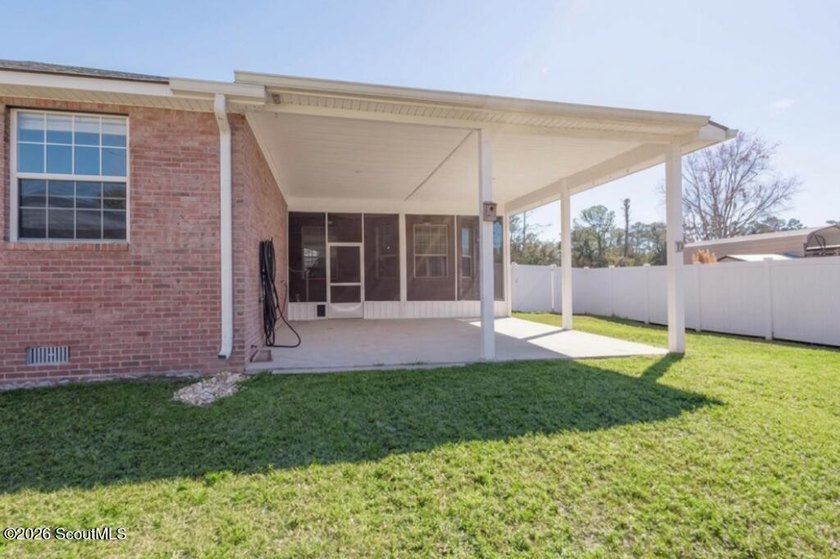 A rare combination of space, flexibility, and location just - photo 24