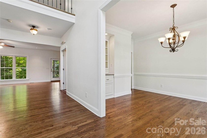 A GEM in the heart of the highly sought-after golf course - photo 5