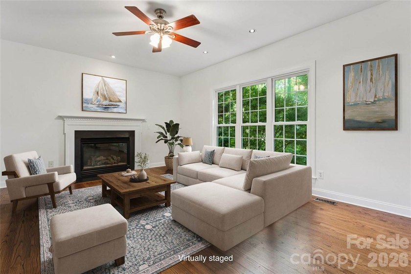 A GEM in the heart of the highly sought-after golf course - photo 6