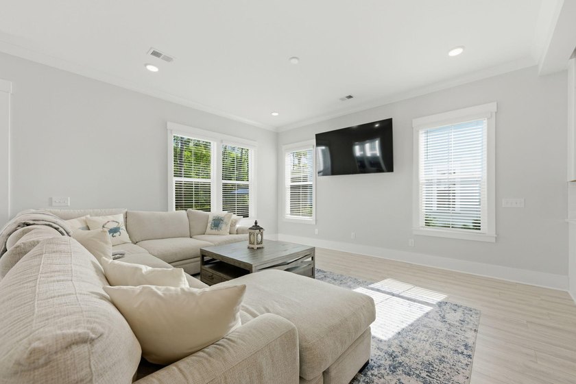 Set along the scenic banks of the Wando River, 222 Port Tack - photo 14