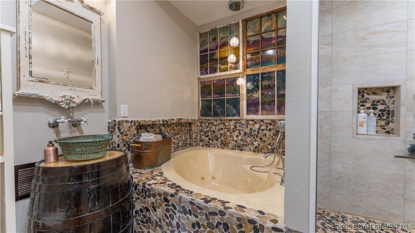 Priced to sell! INCOME PRODUCING Property!! Big room in this - photo 16