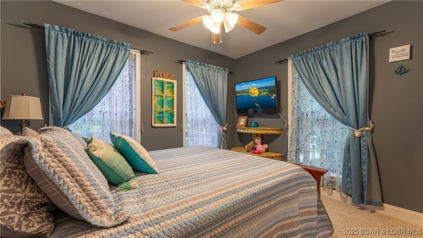 Priced to sell! INCOME PRODUCING Property!! Big room in this - photo 34