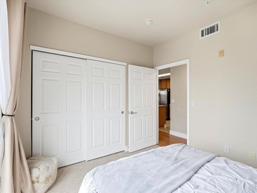 Welcome to this bright and open 2-bedroom, 2-bath condo in - photo 22