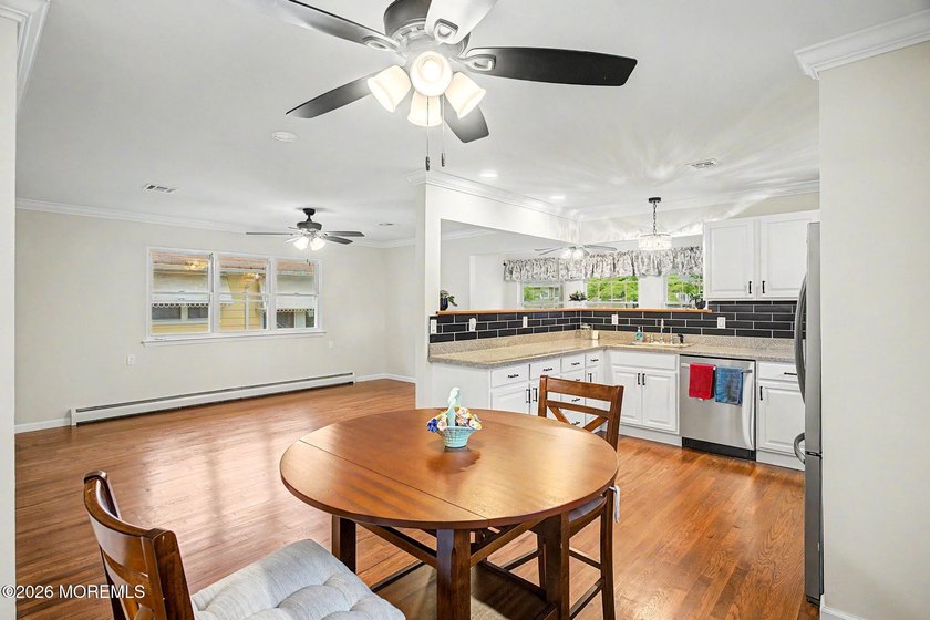 THIS HOME IS STUNNING!! EVERYTHING IS BRAND NEW AND ABSOLUTELY - photo 14