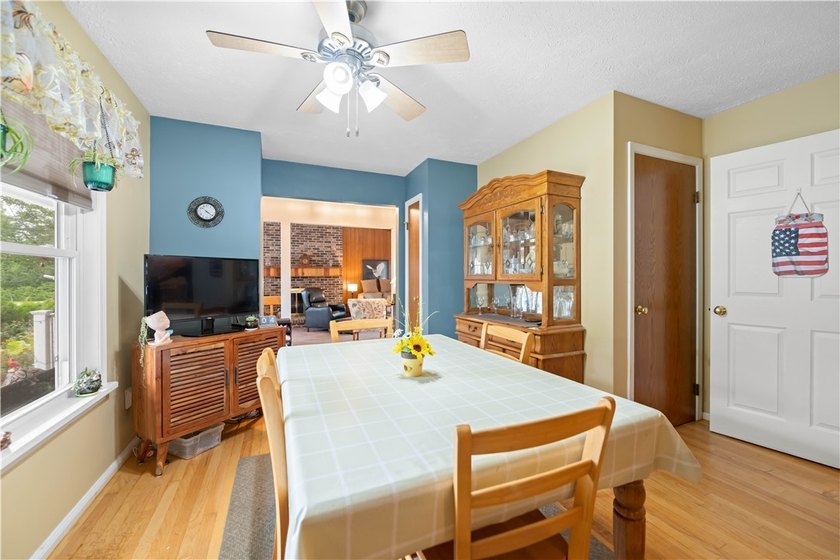 Nestled on a 1.34-acre lot in Webster, this spacious 5-bedroom - photo 7