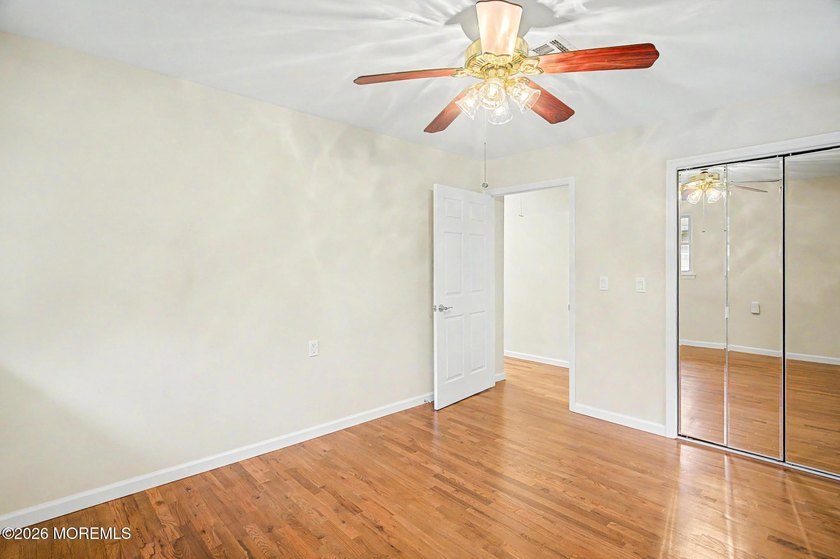 THIS HOME IS STUNNING!! EVERYTHING IS BRAND NEW AND ABSOLUTELY - photo 24