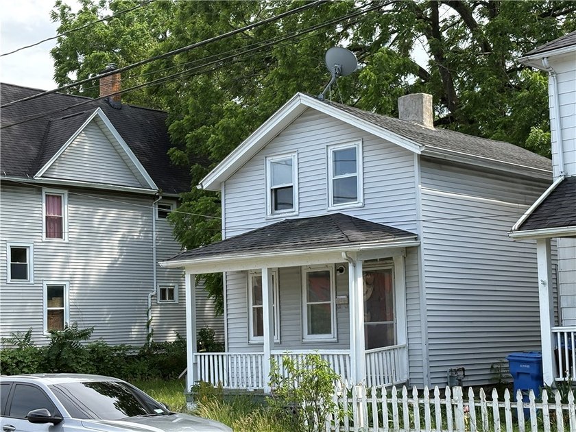 Another Rockin' Rochester Property! A rare opportunity to own - photo 2