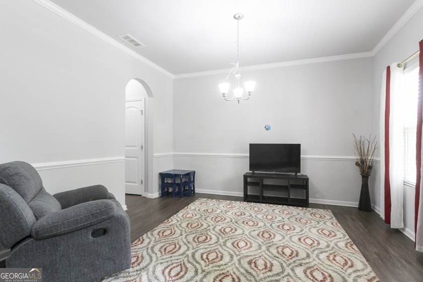 Welcome to this beautifully maintained home in the desirable - photo 5