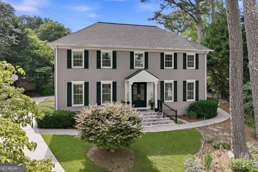 Enjoy the best of Lake Lanier living from this spacious - photo 2