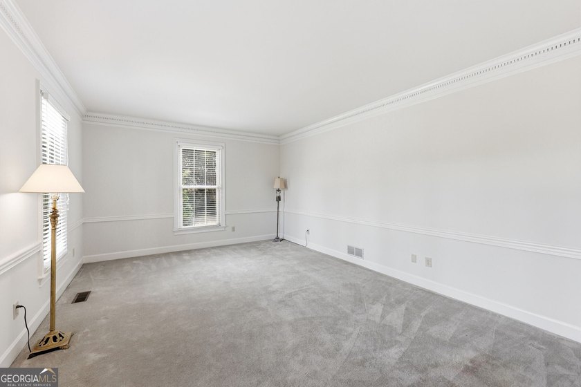 Enjoy the best of Lake Lanier living from this spacious - photo 7