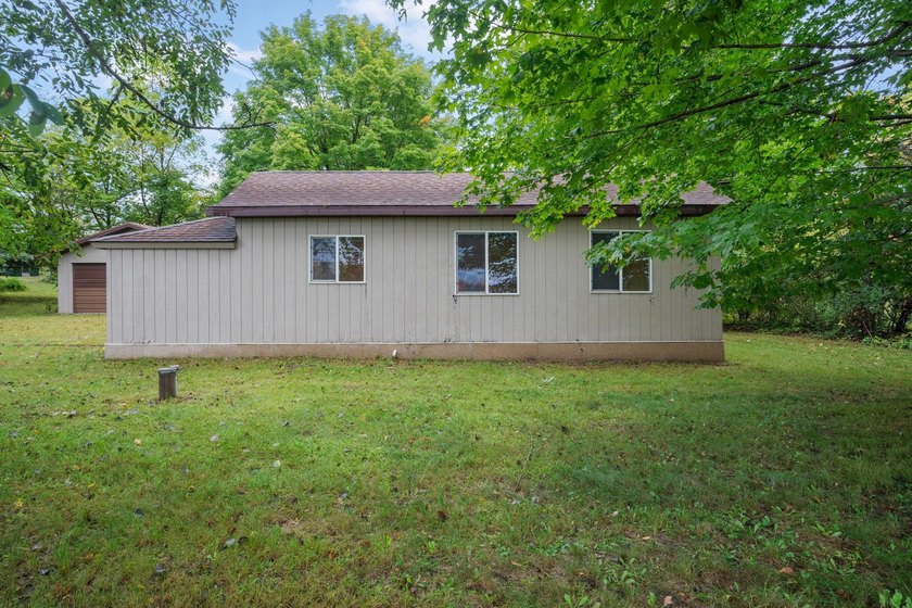 First time on the market in over 40 years. Two acres near Lake - photo 21