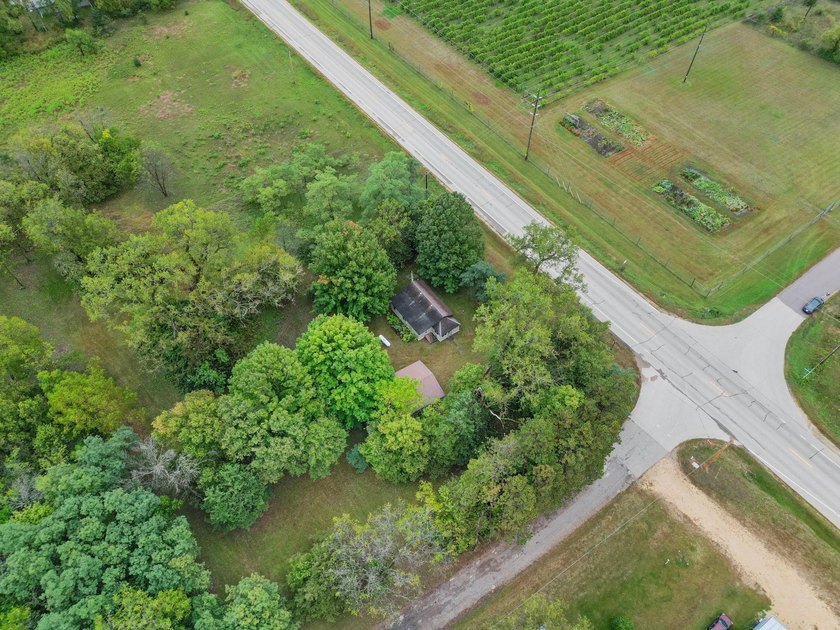 First time on the market in over 40 years. Two acres near Lake - photo 26