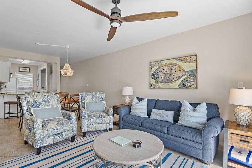 This one is better in person! Super POPULAR 1st Floor! Rare - photo 9