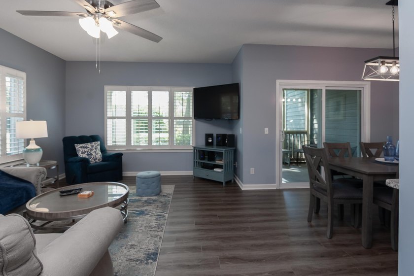 Nice two bedroom, two bath Canterbury Court condo located on a - photo 14