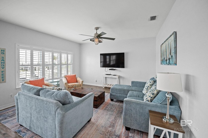 Exceptional Gulf Coast investment and family retreat opportunity - photo 12