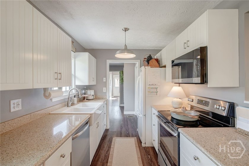 Completely renovated and truly move-in ready, this charming home - photo 22