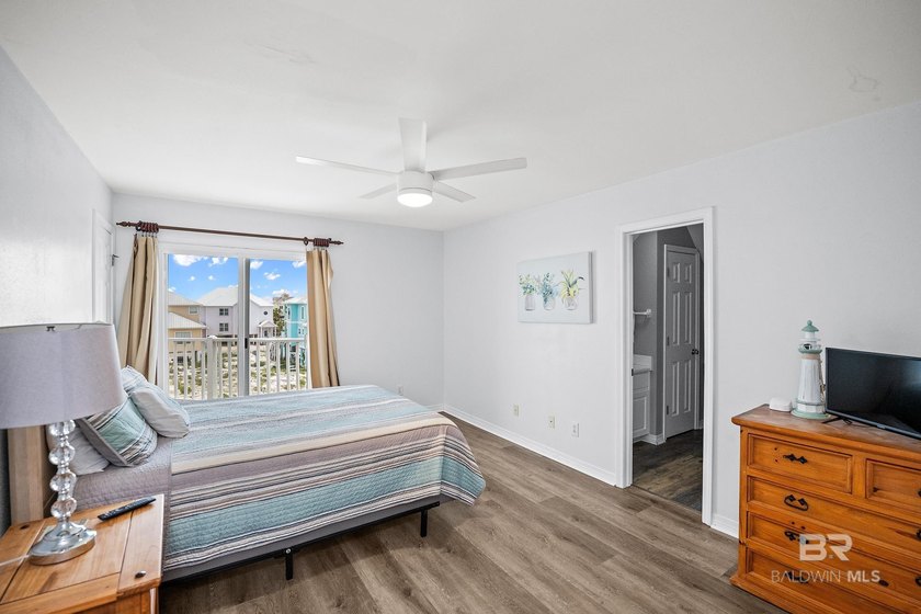 Exceptional Gulf Coast investment and family retreat opportunity - photo 30